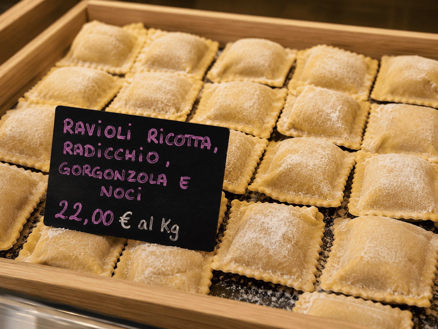 Ravioli ricotta, radicchio, gorgonzola e noci